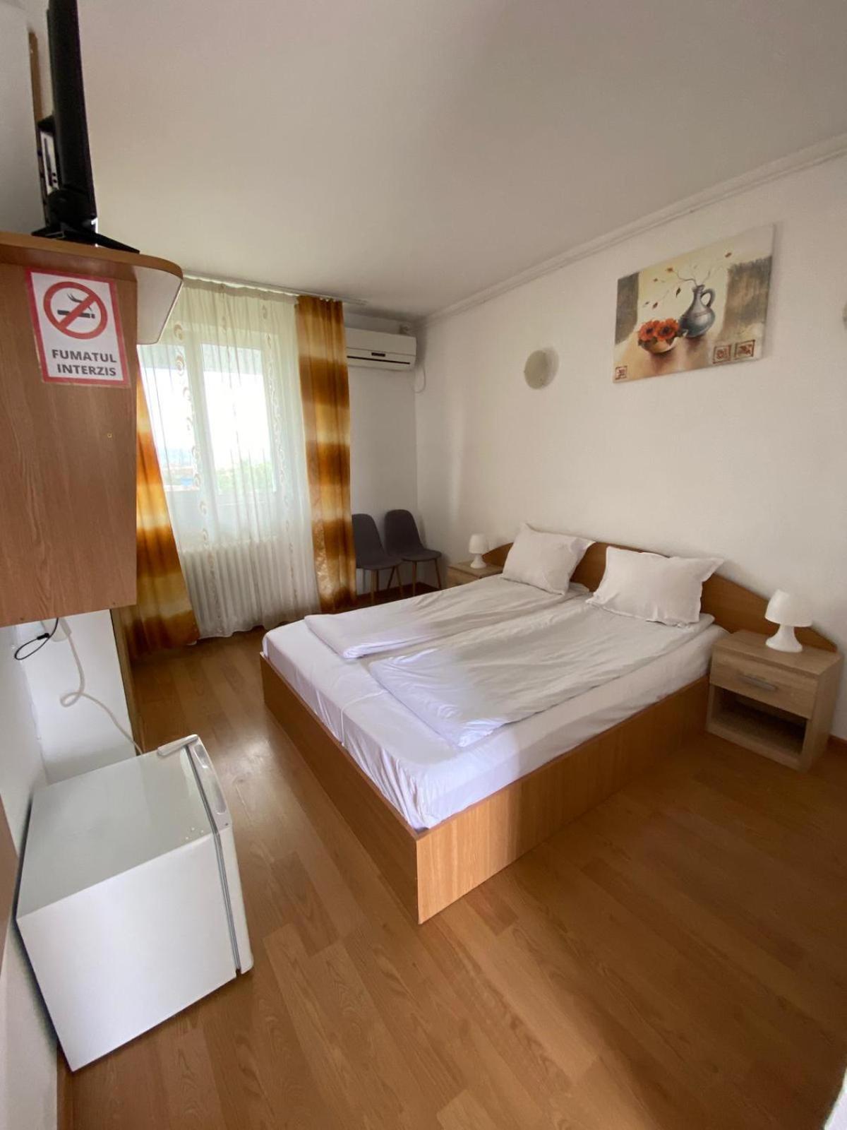 Sebeş Motel Dacia מראה חיצוני תמונה
