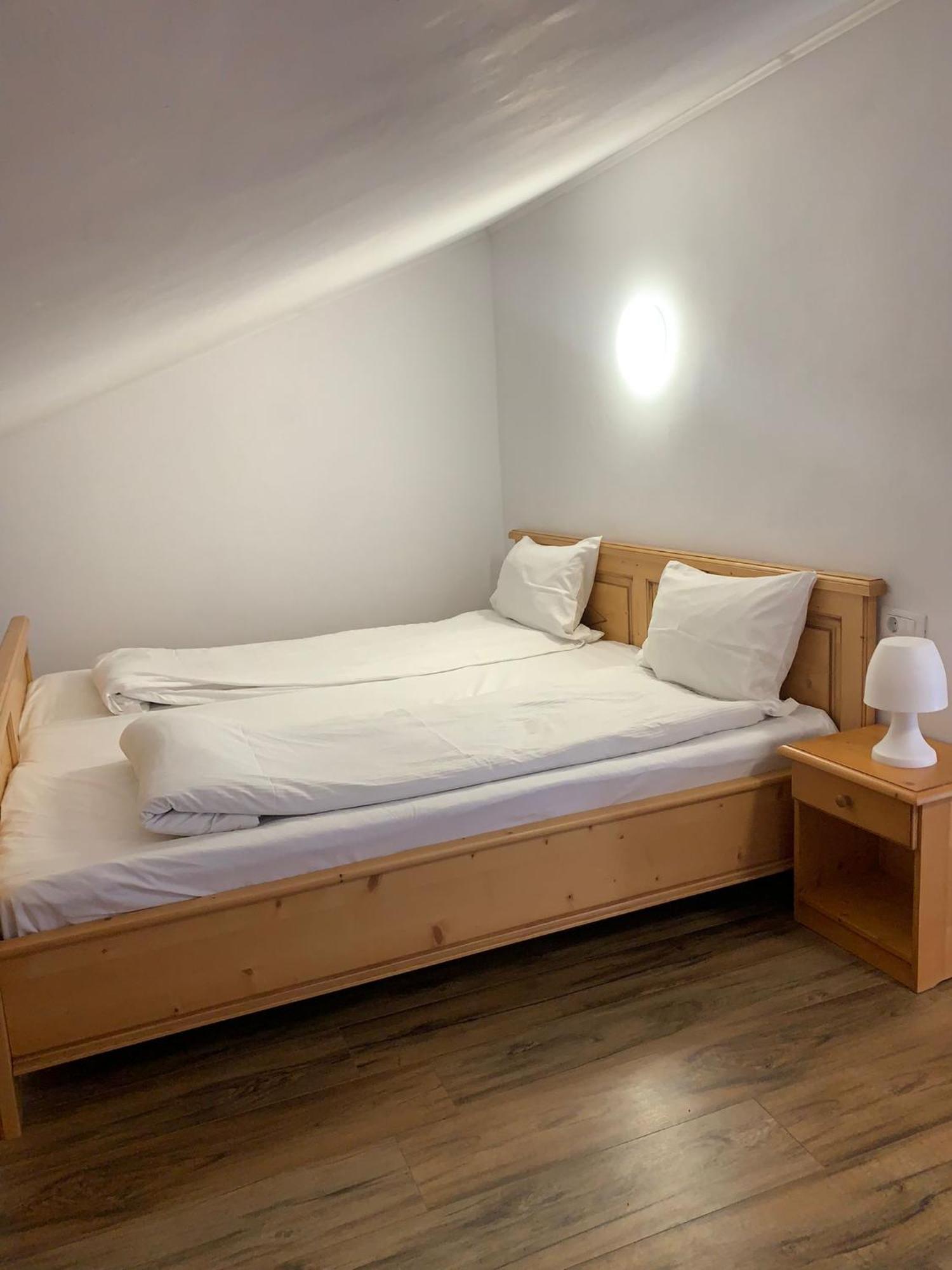 Sebeş Motel Dacia מראה חיצוני תמונה