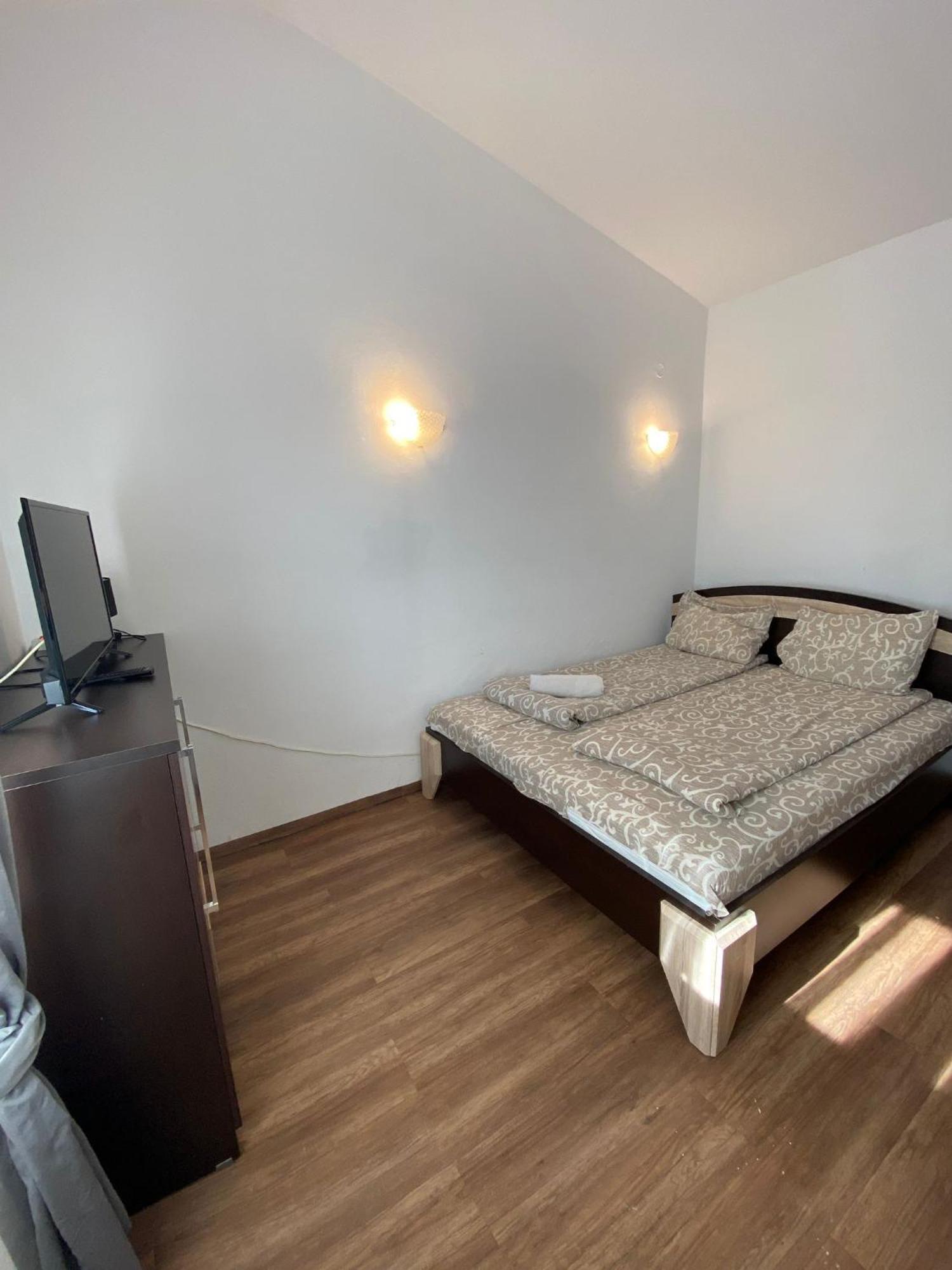 Sebeş Motel Dacia מראה חיצוני תמונה