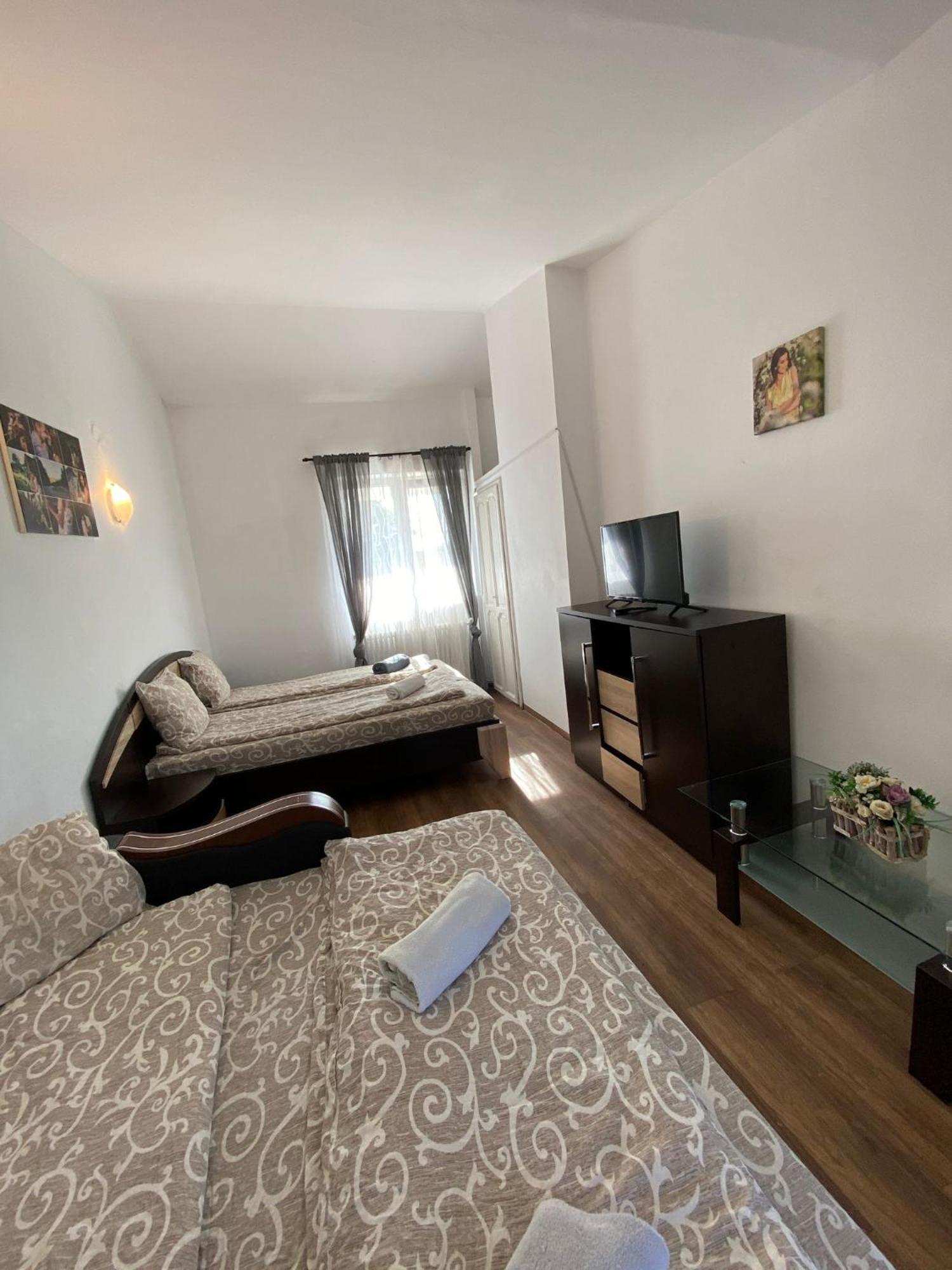 Sebeş Motel Dacia מראה חיצוני תמונה