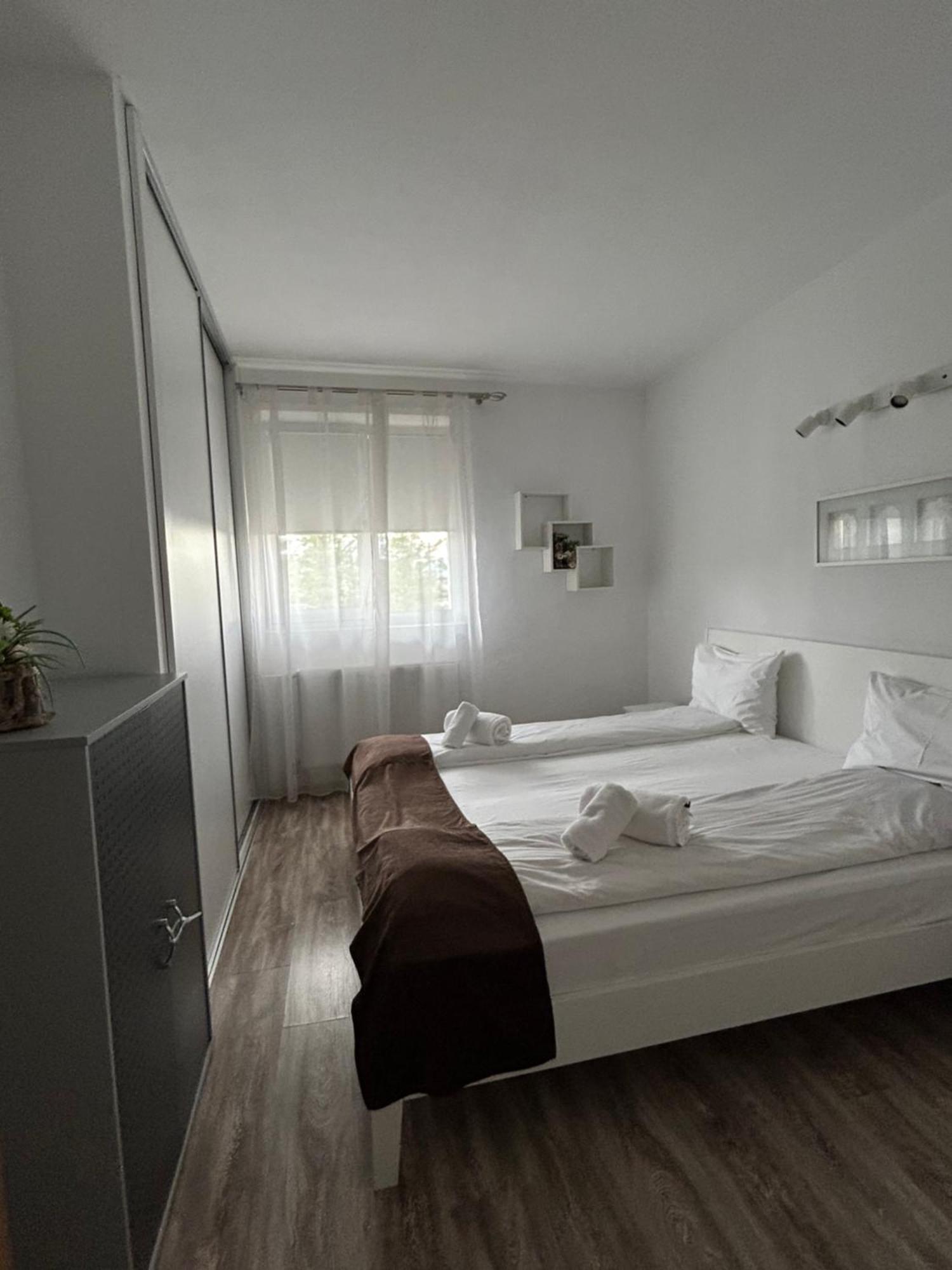 Sebeş Motel Dacia מראה חיצוני תמונה